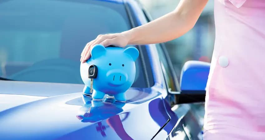 The Pros and Cons of Refinancing Your Car Loan